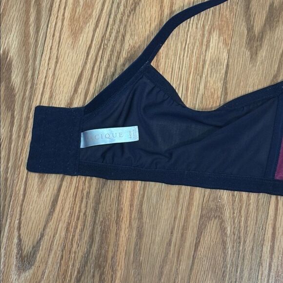 Cacique Navy Lace Hot Pink Underwire Bra,, 44DD - Picture 5 of 7